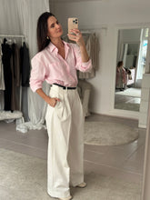 Įkelkite vaizdą į galerijos peržiūros programą, Rožiniai klasikiniai marškiniai